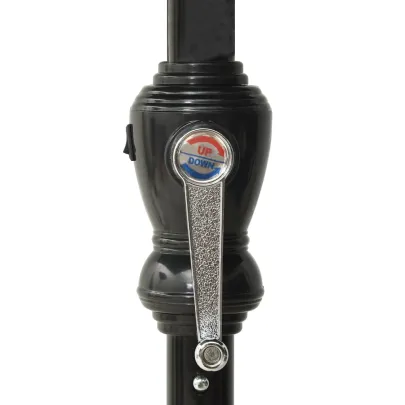 Umbrelă de soare cu LED-uri și panou solar - Livrare gratuită