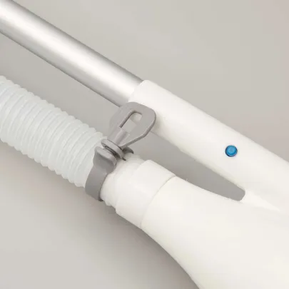 Aspirator Piscină AquaCrawl - Curățare Eficientă și Ușoară