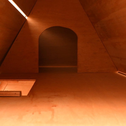 Cușcă Iepuri Lemn Masiv 152x128x108 cm - Livrare Gratuită